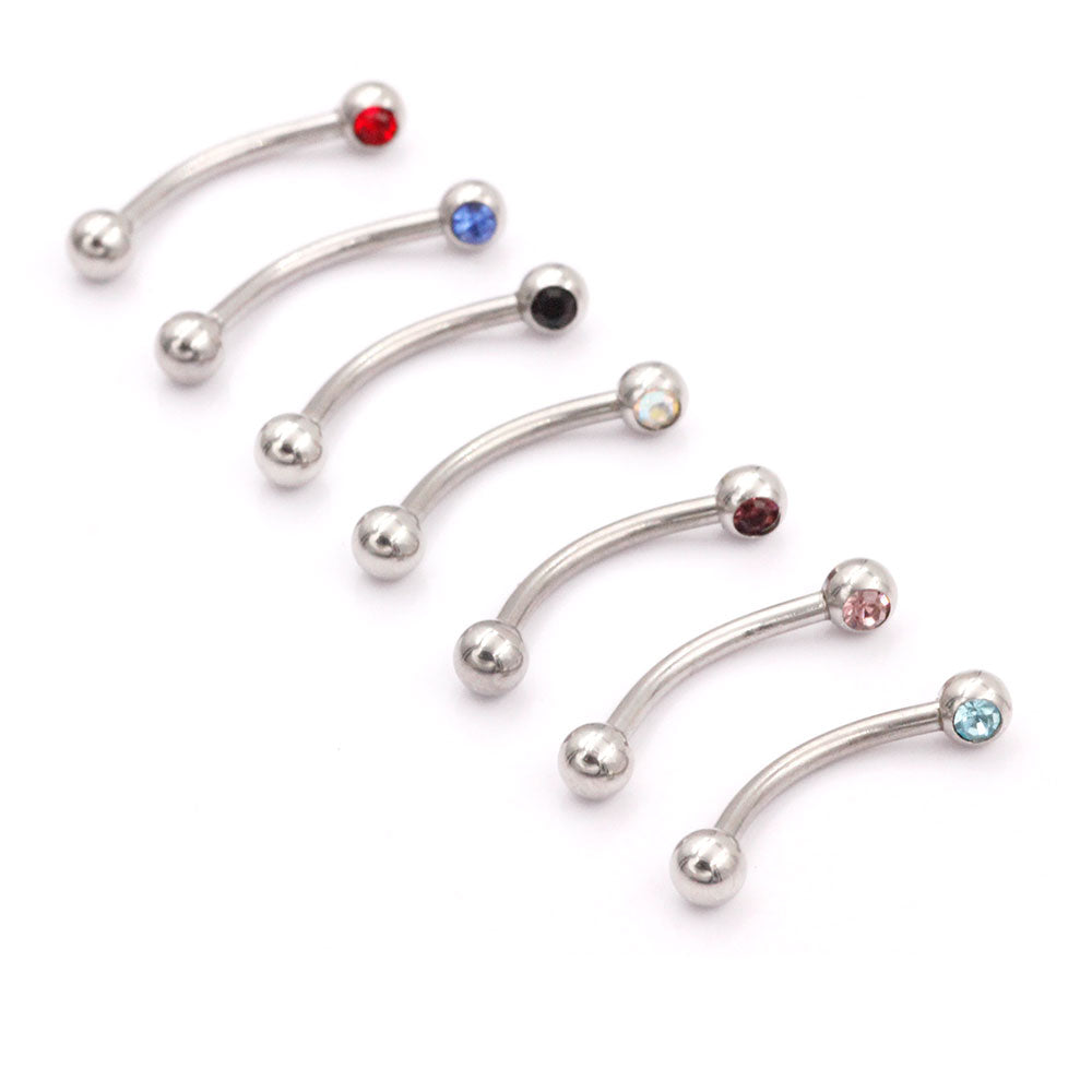 Bananen-Augenbraue-Ohr-Piercing-Naelia-1.1