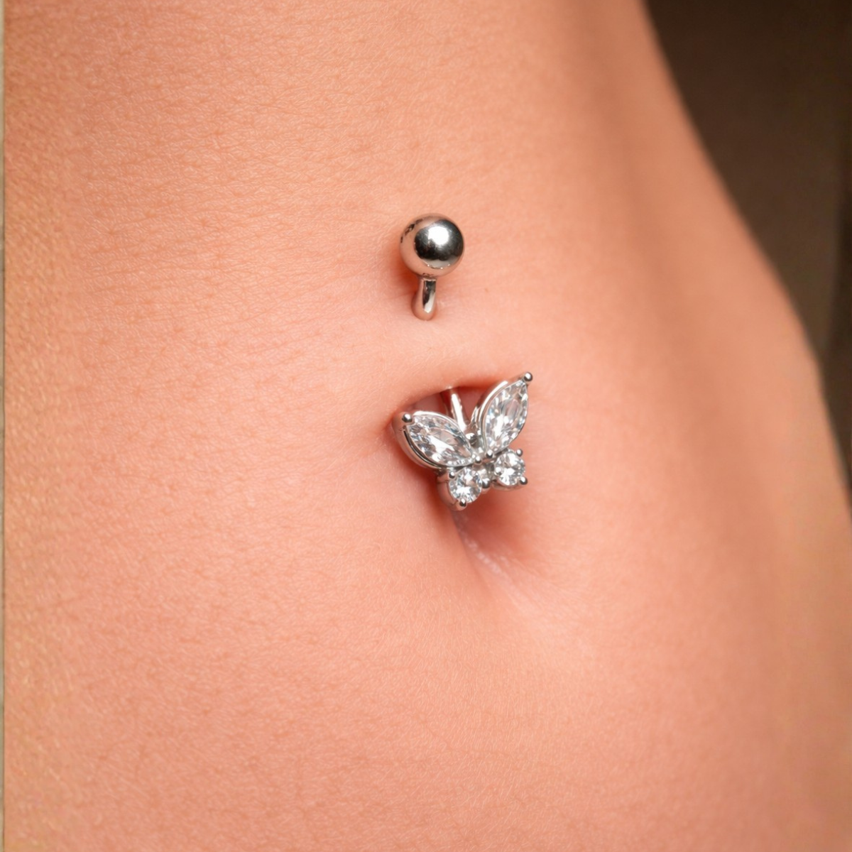 Bauchnabelpiercing-Banane-Luna-Butterfly-1.2