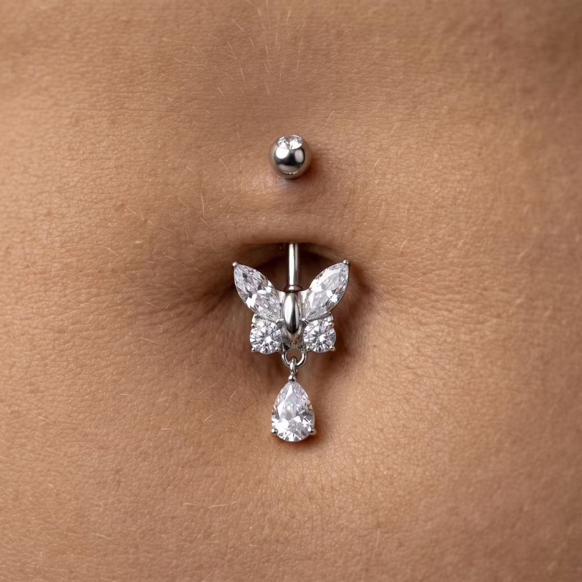 Bauchnabelpiercing-Bananen-Piercing-Schmetterling-Elyra-5