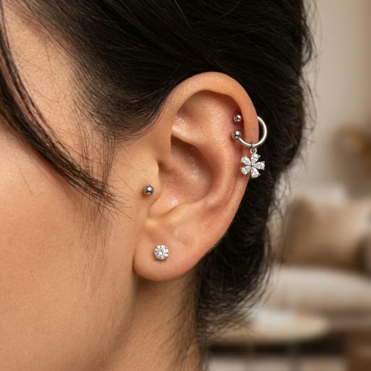 Hufeisen-Piercing-Ring-livia-5