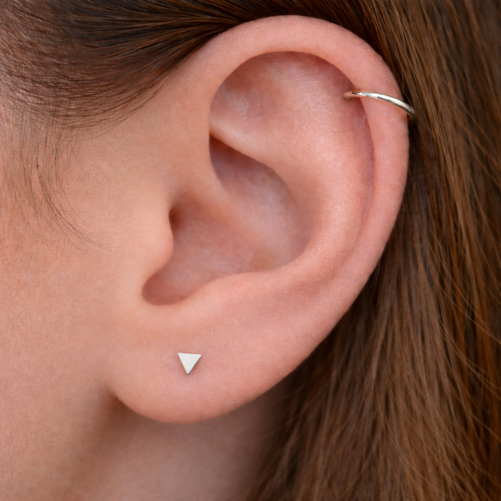 Labret-Piercing-Dreieck-1.2