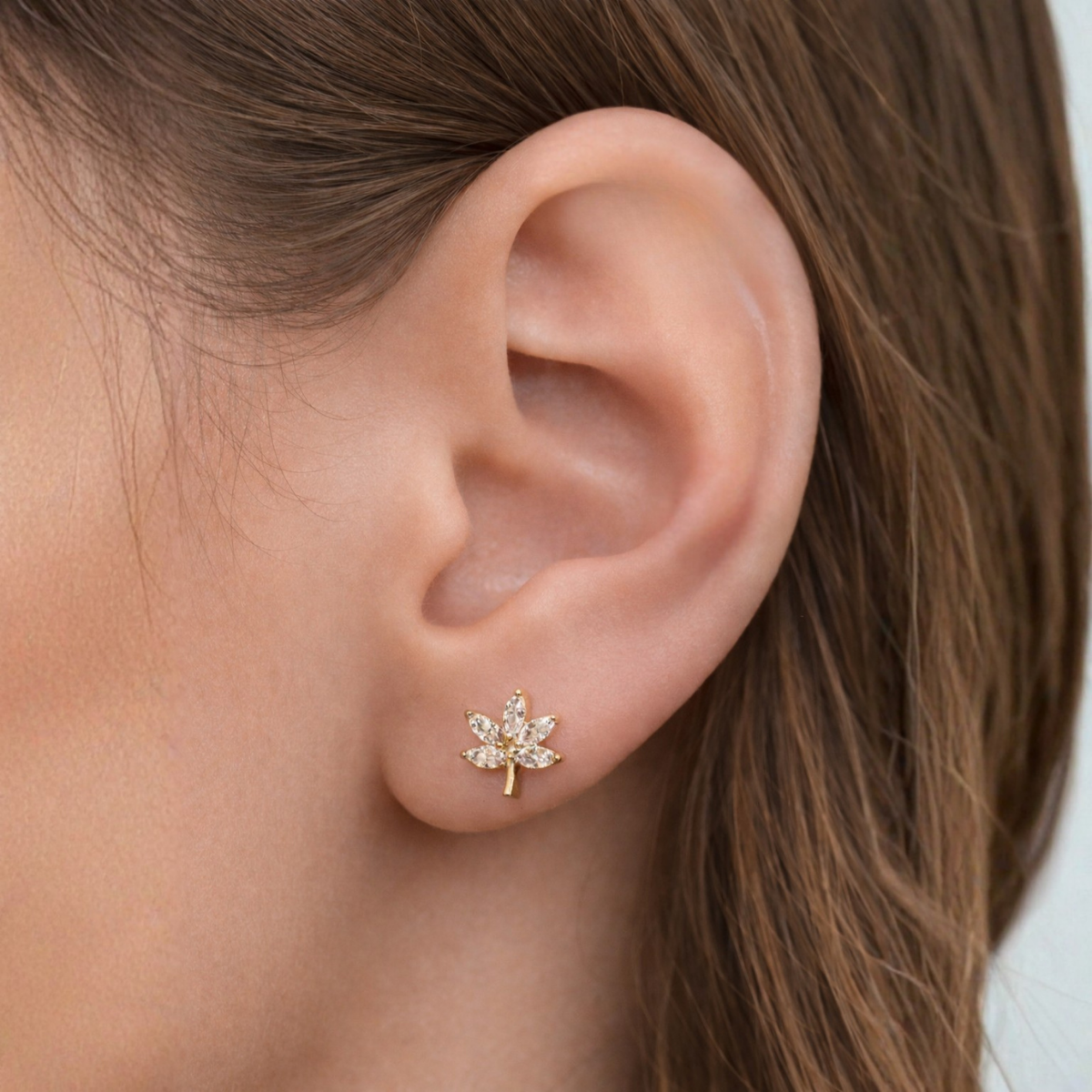 Labret-Piercing-Kristallbluete-2.2