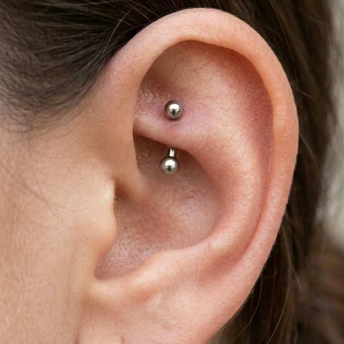 Titan-Bananen-Augenbrauen-Piercing-Classic-3