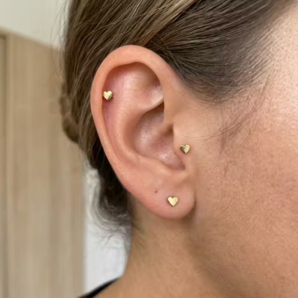 Titan-Labret-piercing-Ohr-Herz-2