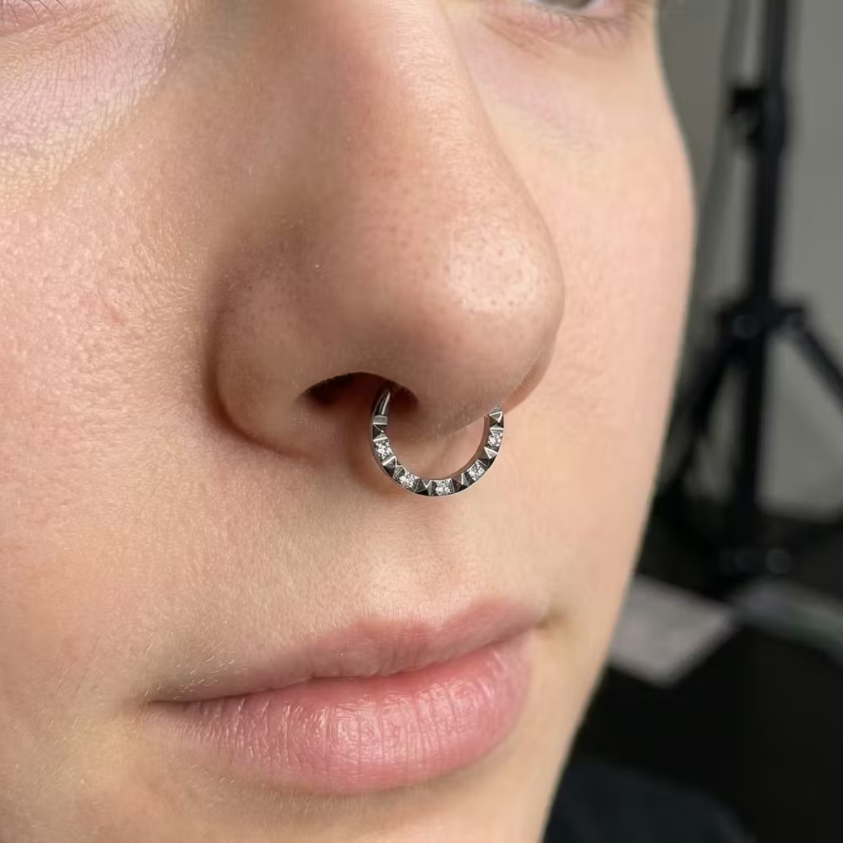Titan-Segmentring-Clicker-Piercing-Nova-6