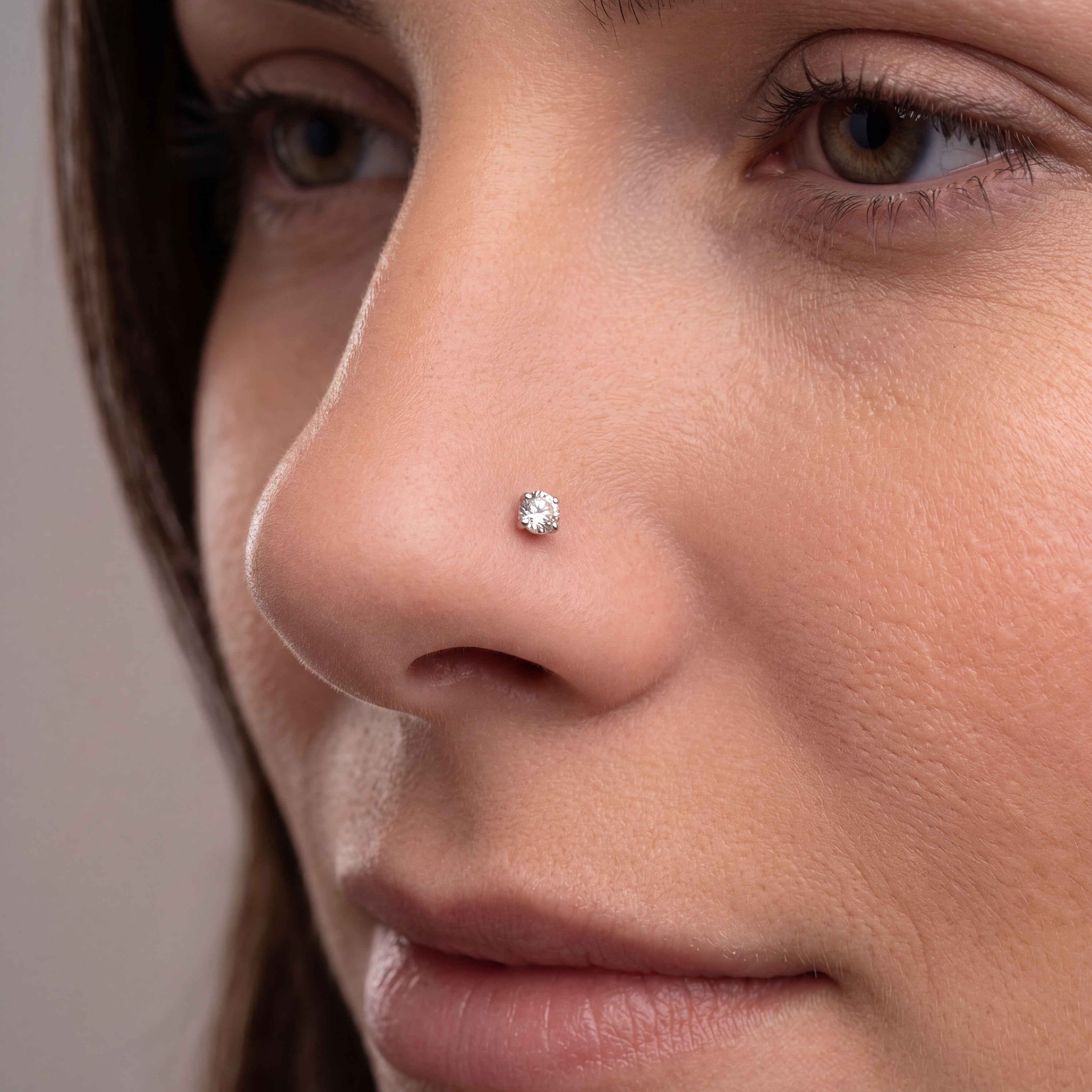 labret-Ohr-piercing-zirkonia-ausengewinde-Nase