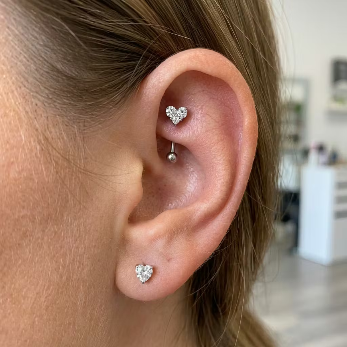 Augenbraue-Piercing-Rook-Heart-5
