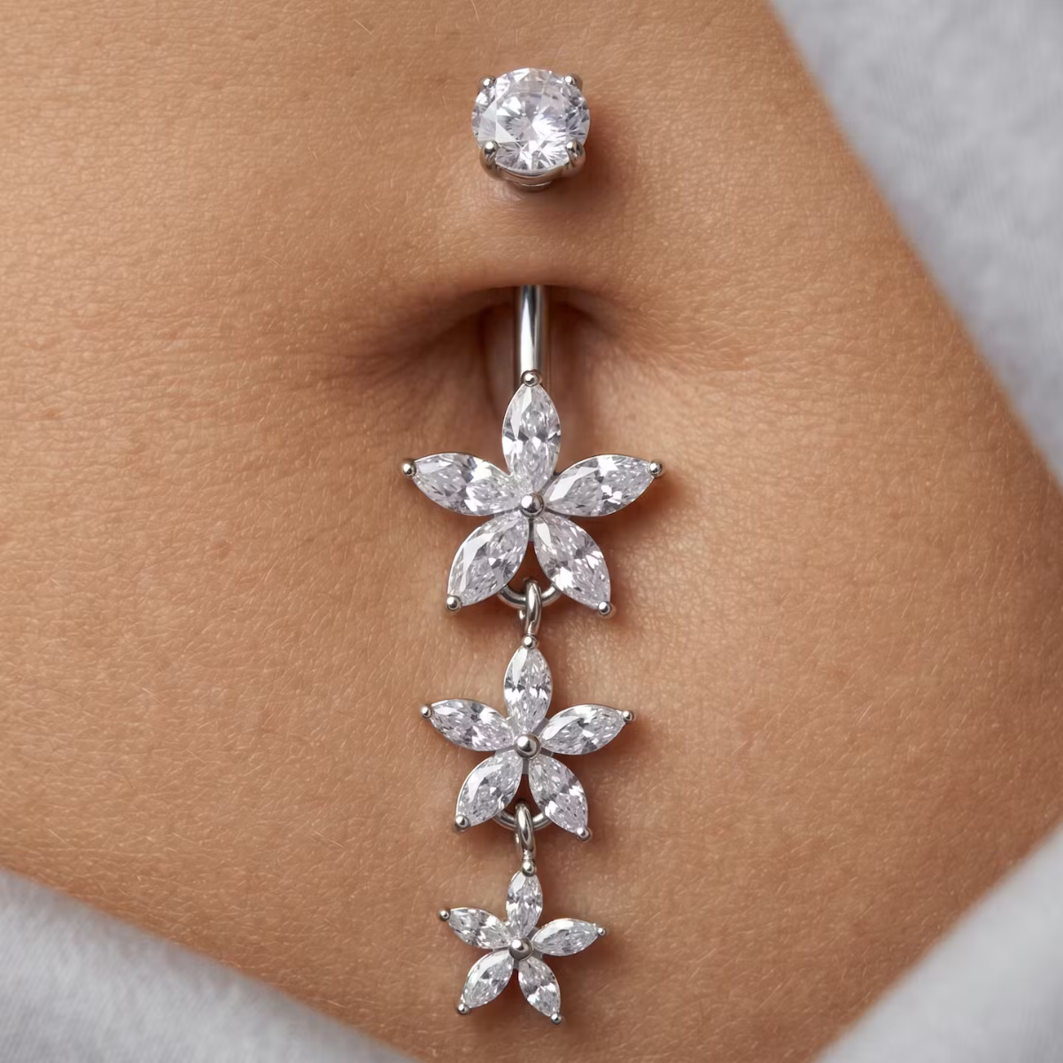 Bauchnabelpiercing-Fiorea-Anhaenger-Blumen-5
