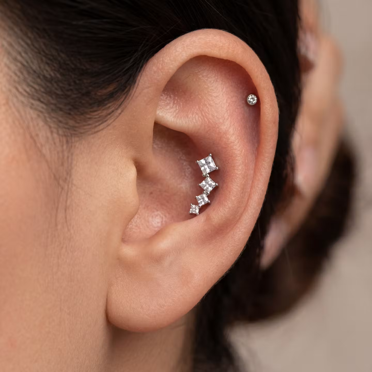 Labret-Piercing-Serelia-5