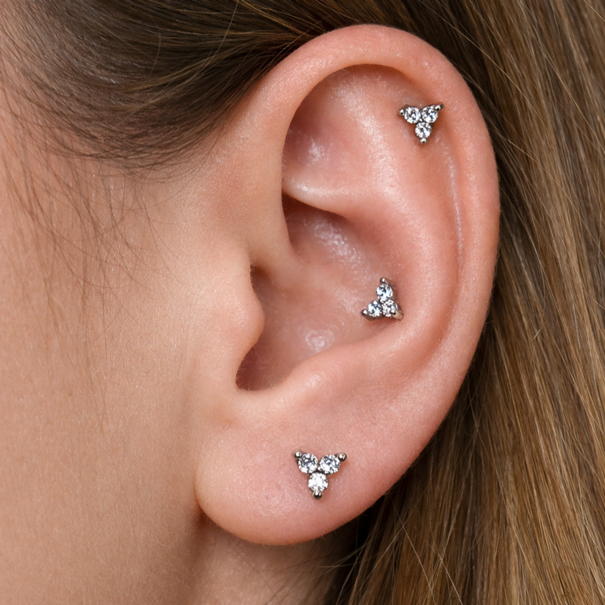 Labret-piercing-Ohr-crystal-trio-2.4