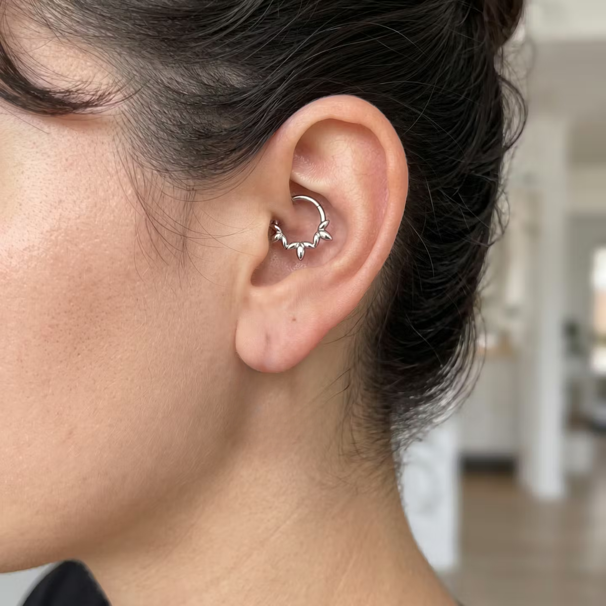 Segment-clicker-piercing-Avelis-4