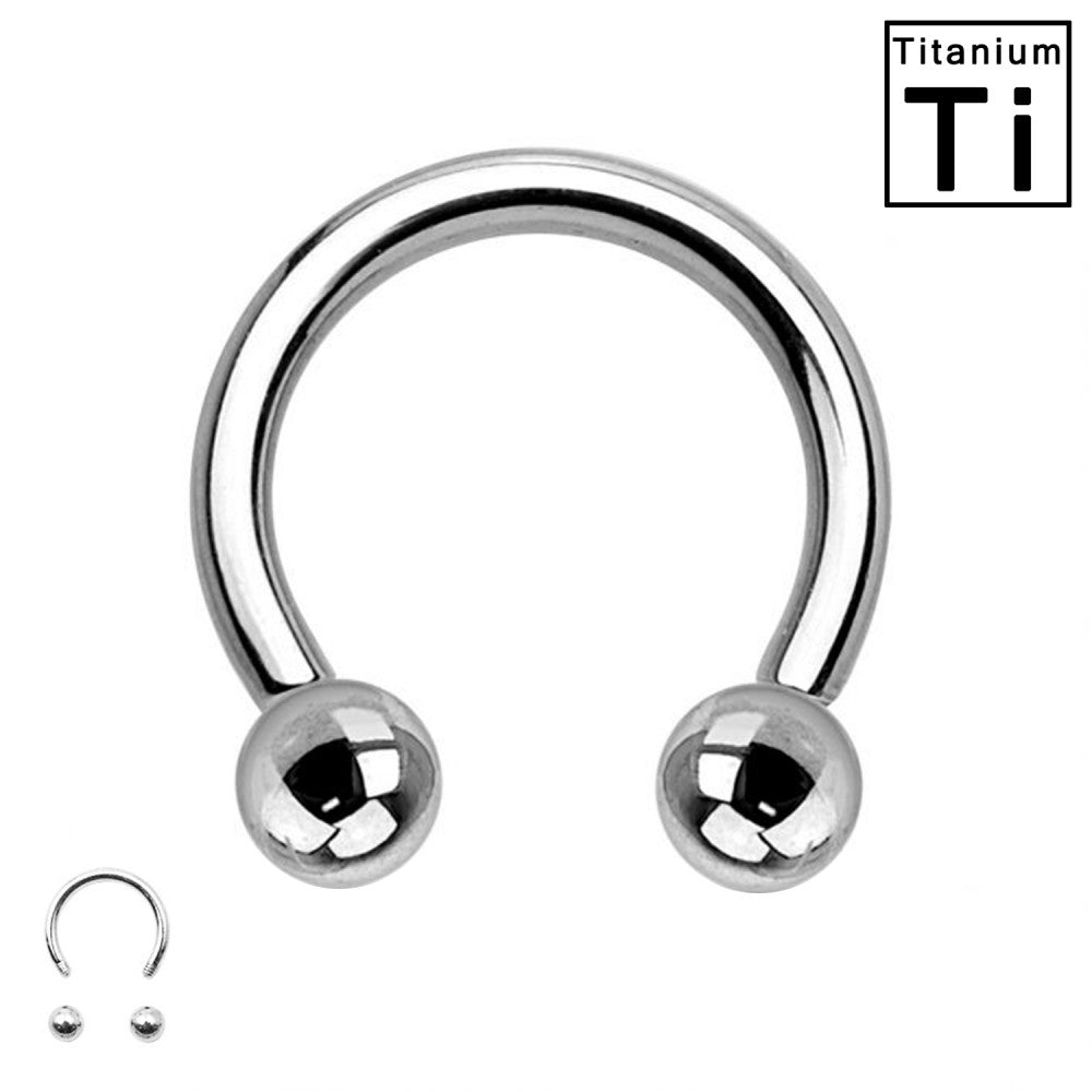 Titan-Hufeisen-Piercing-1