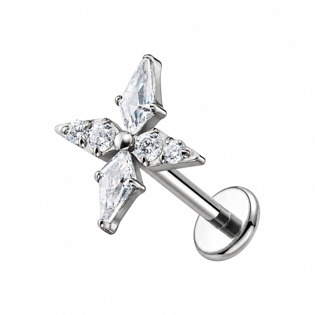 Titan-Labret-Piercing-Stern-5