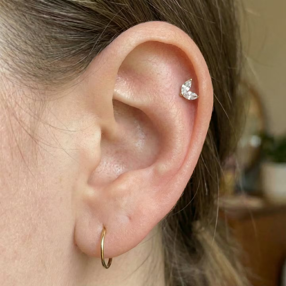 labret-Ohr-piercing-soft-wings-push-in-2